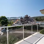 Villa Anemon